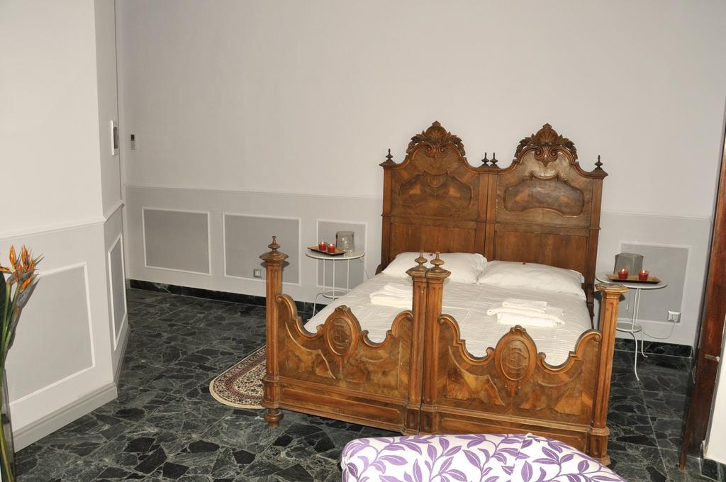Alibrandi Palace Civitavecchia Pokoj fotografie