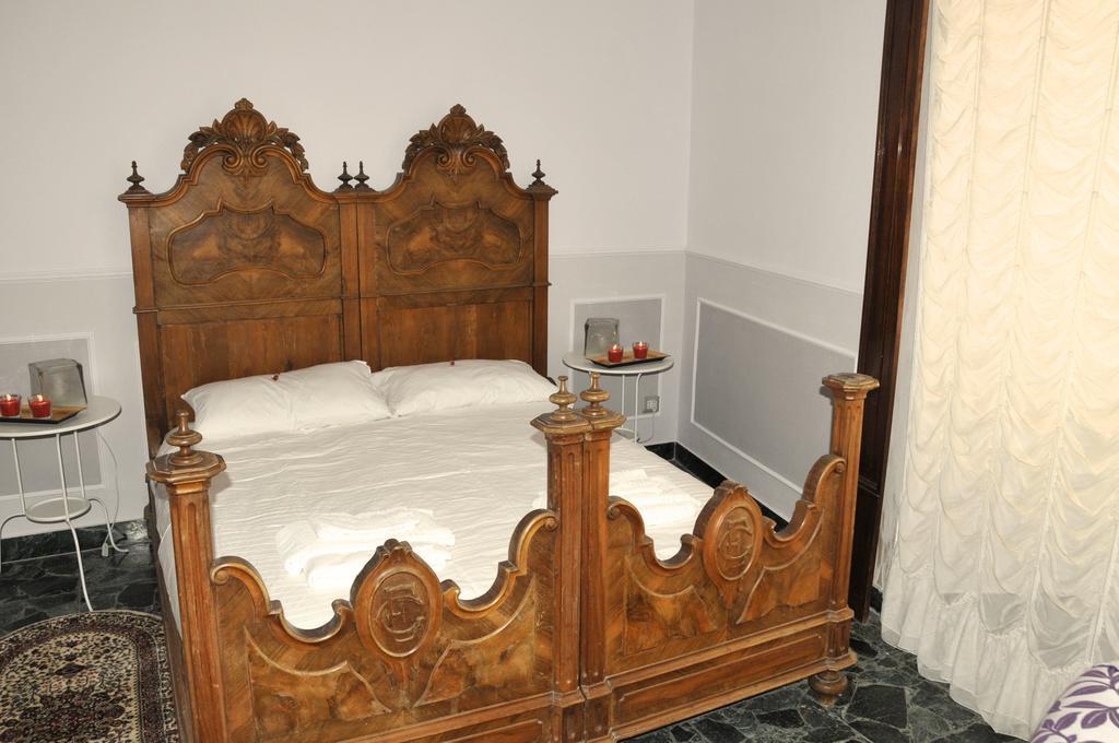 Alibrandi Palace Civitavecchia Pokoj fotografie