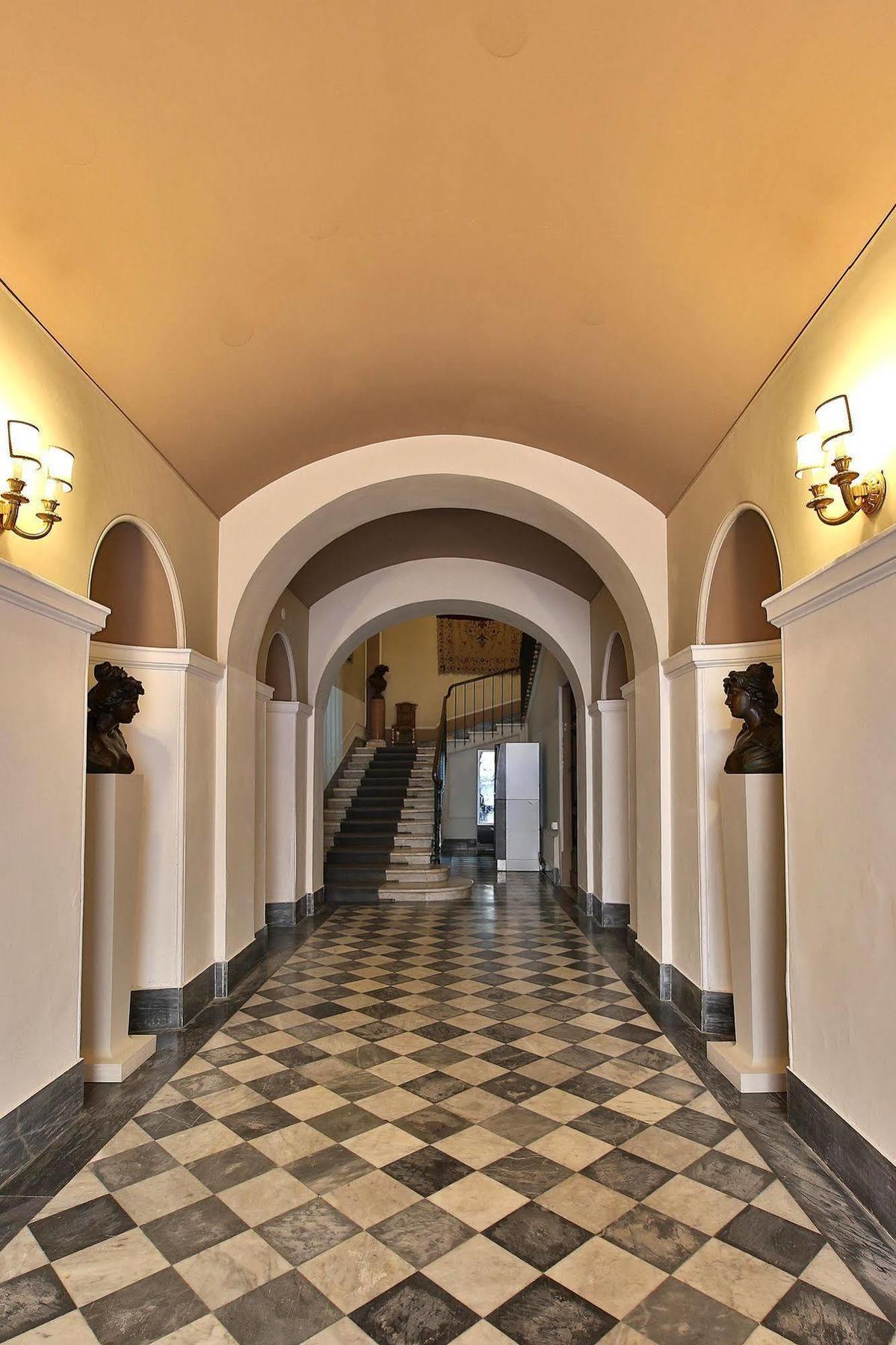 Alibrandi Palace Civitavecchia Exteriér fotografie